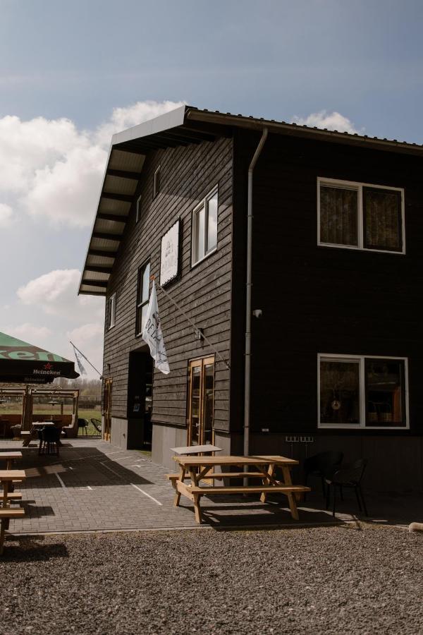 Sleeuwijk De La Rue Vakantiesuites מראה חיצוני תמונה