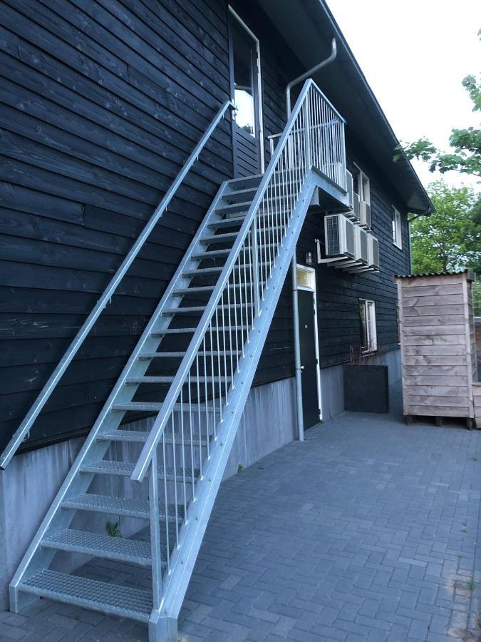 Sleeuwijk De La Rue Vakantiesuites מראה חיצוני תמונה